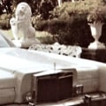 Do Celebrities Still Enjoy the Luxury of Limousines?